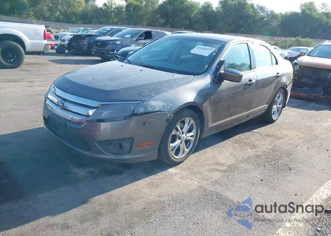 2012 Ford Fusion Se z USA, uszkodzony, nr VIN 3FAHP0HA1CR232774